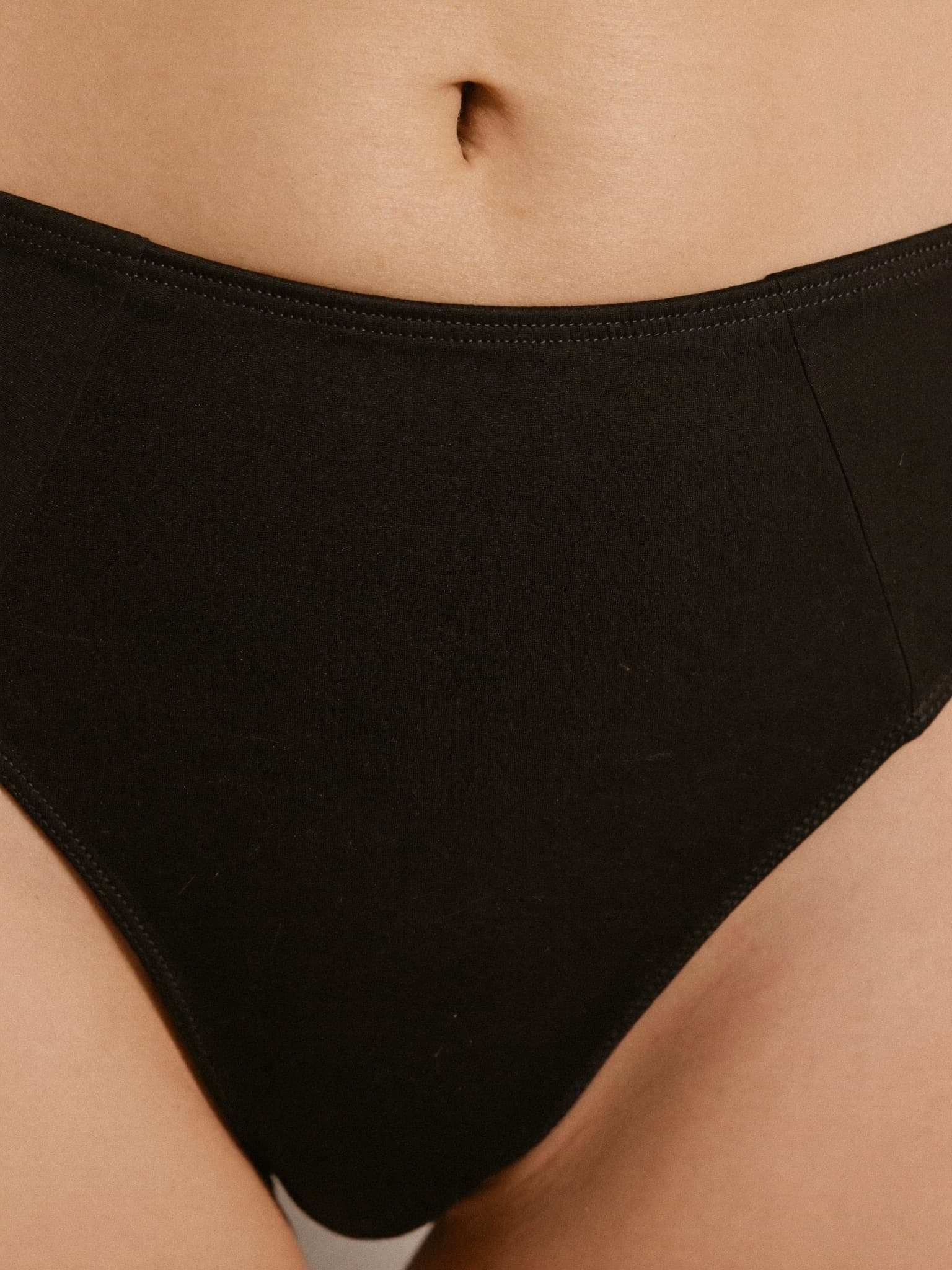 Everyday Shaping Panty — image 5